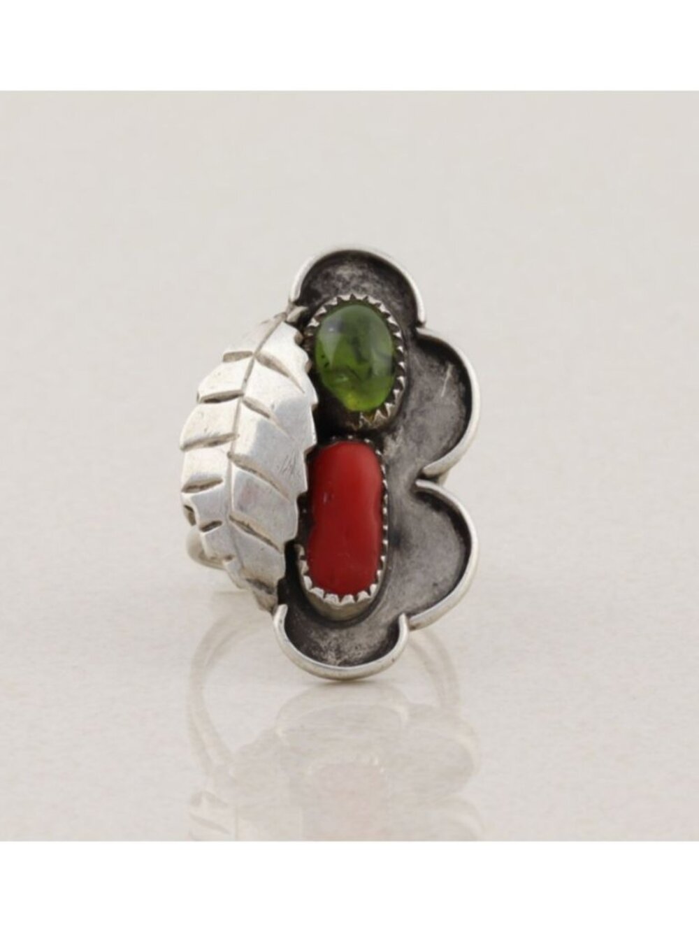 Sterling Silver Green Amber and Coral Leaf Design Ring Size 8 3/4